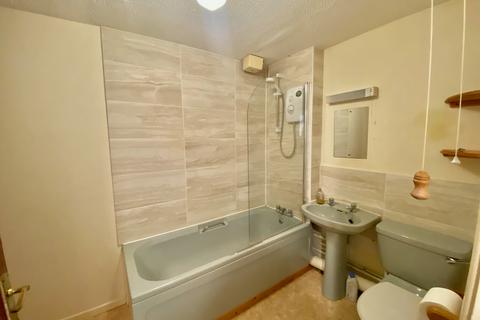 undefined, Regents Court, Bedford, MK40