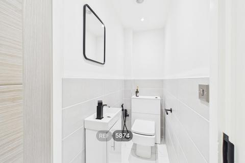 undefined, 9c Carleton Road, Pontefract, WF8 3NA