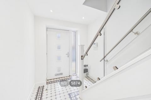 undefined, 9c Carleton Road, Pontefract, WF8 3NA