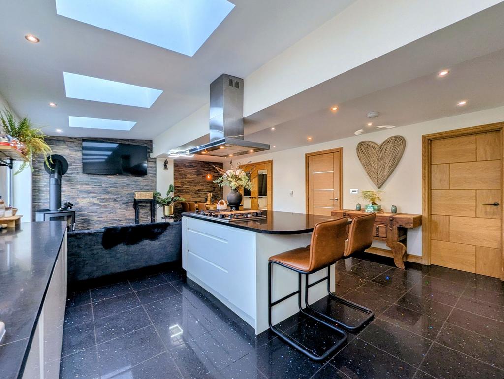 Kitchen / Diner