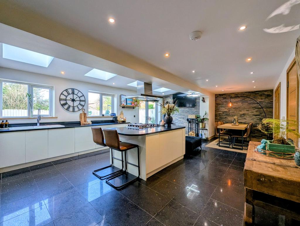 Kitchen / Diner