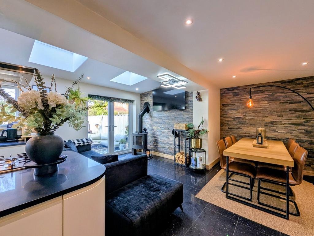 Kitchen / Diner