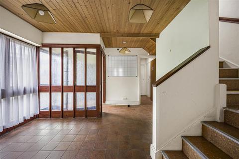 End of terrace house for sale, Addison Road, Reading, RG1