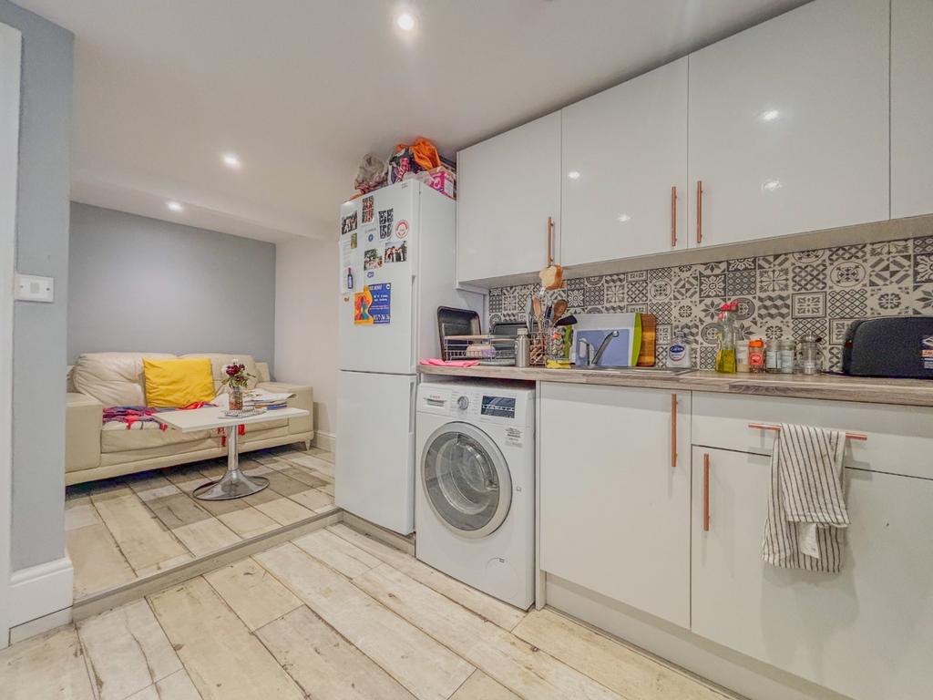 Kitchen/Reception
