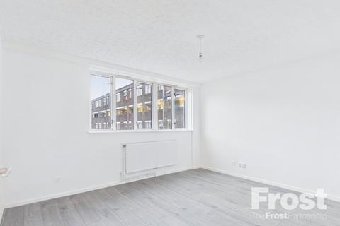 undefined, Sandy Drive, Feltham, Middlesex, TW14