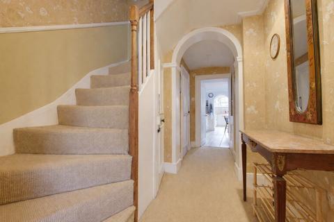 undefined, Captains Row, Lymington, SO41