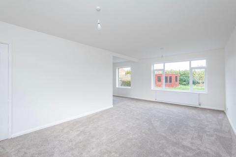 3 bedroom detached house for sale, Linley Drive, Boston, PE21