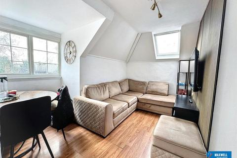 2 bedroom maisonette for sale, Royston Grove, Hatch End