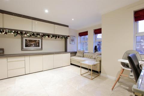 4 bedroom townhouse for sale, Alberbury Avenue, Timperley