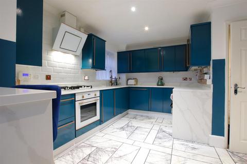 4 bedroom townhouse for sale, Alberbury Avenue, Timperley
