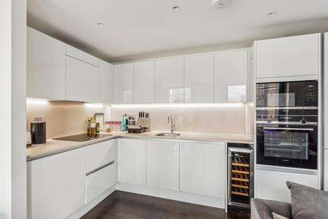 2 bedroom flat to rent, 85 Royal Mint Street, London, E1.