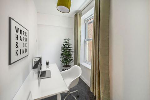 undefined, Prince Street, Hull HU1