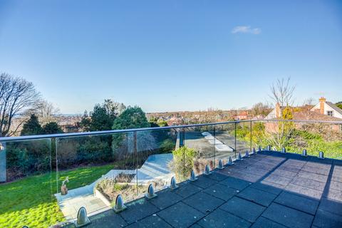 5 bedroom detached house for sale, The Spinney, Hove, BN3