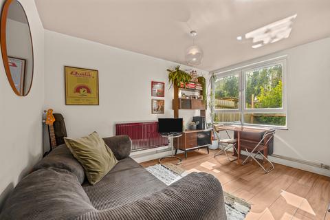 1 bedroom flat for sale, Drakefell Road,  London, SE14