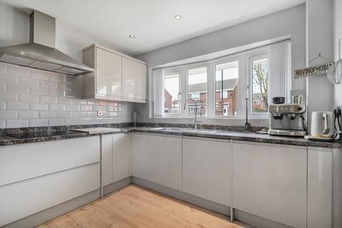 undefined, Seaton Gardens, Rossington, DN11