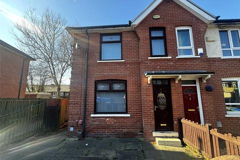2 bedroom semi-detached house to rent, Holborn Street, Greater Manchester OL11