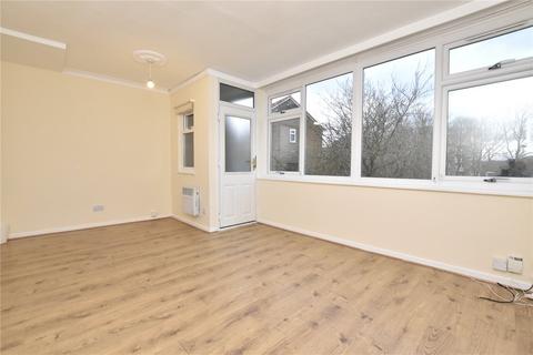 2 bedroom apartment for sale, Leafield Drive, Leeds, West Yorkshire