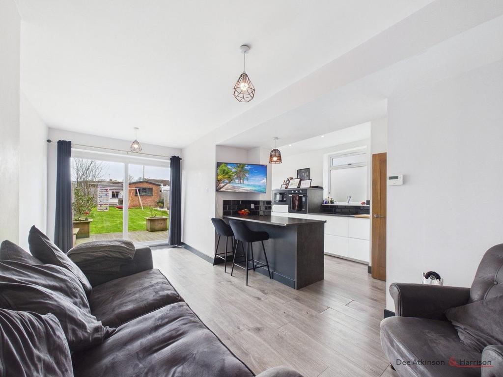 Open Plan Dining/Snug