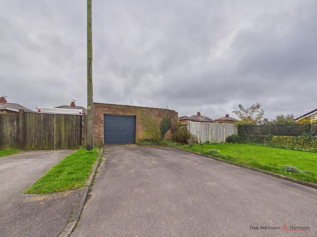 Garage &amp; Rear Parking