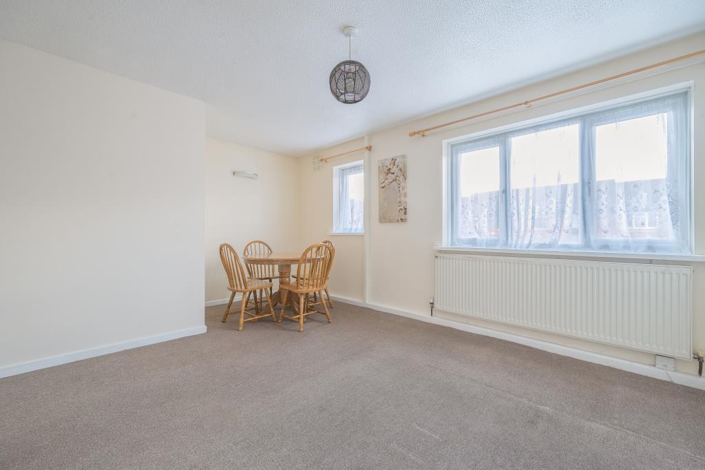 Living/Dining Area