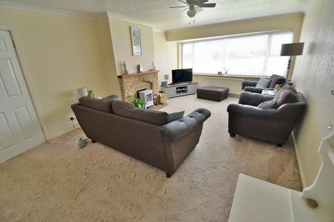 4 bedroom detached house for sale, Locksley Drive, Ferndown, BH22