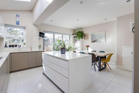 undefined, Mabel Grove, Nottingham NG2
