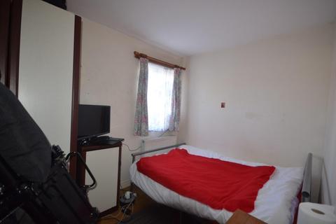 3 bedroom end of terrace house to rent, Ravenscroft Avenue, , Wembley, HA9 9SX