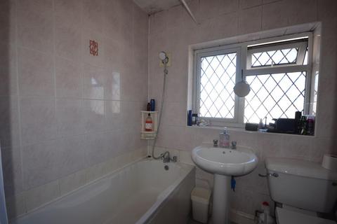 3 bedroom end of terrace house to rent, Ravenscroft Avenue, , Wembley, HA9 9SX