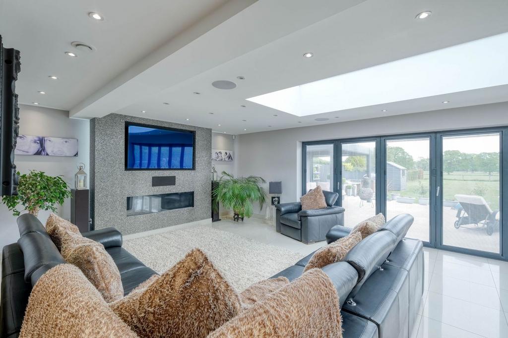 Open Plan Kitchen/Dining/Family area