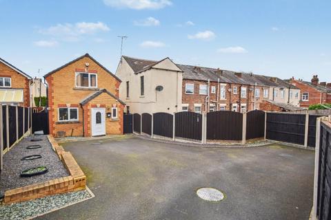 2 bedroom detached house for sale, Clarke Hall Road, Stanley, Wakefield, West Yorkshire