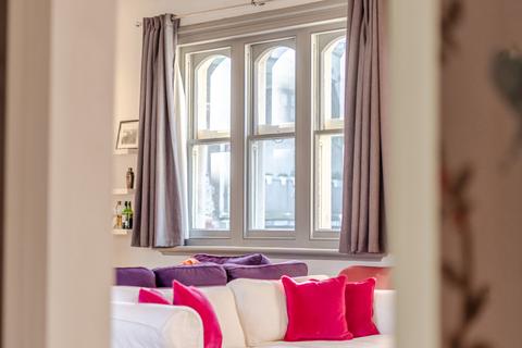 2 bedroom flat for sale, Princes Street, Brighton, East Sussex, BN2
