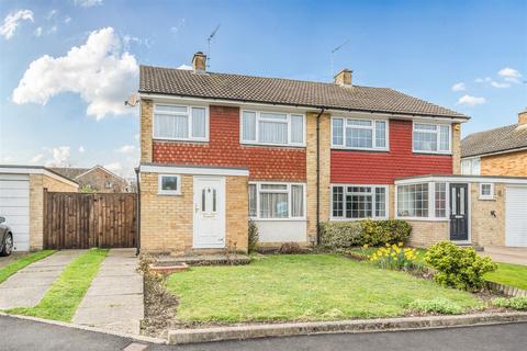 undefined, Aylesham Way, Yateley GU46
