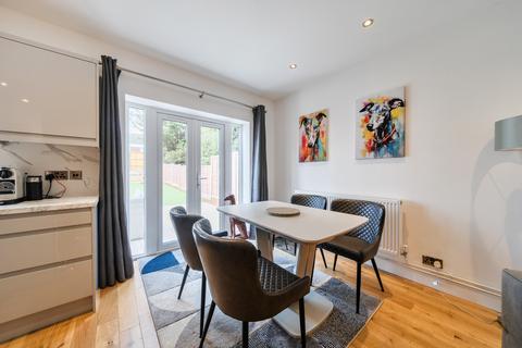 4 bedroom bungalow for sale, Vernon Close, Orpington BR5