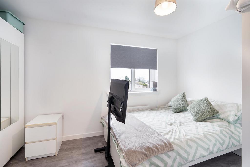Bedroom2.1.jpg