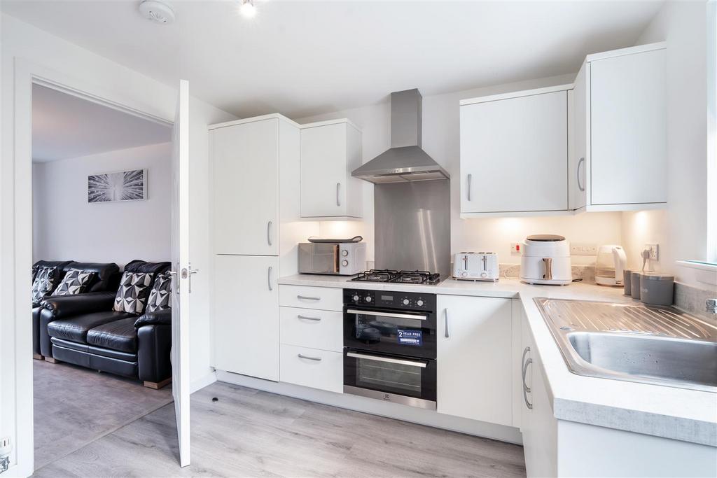 Kitchen1.jpg
