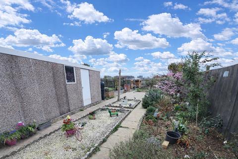 undefined, St. Margarets Avenue, Rushden NN10