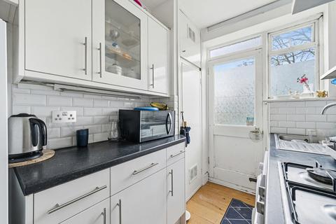undefined, Central Gardens, Morden SM4