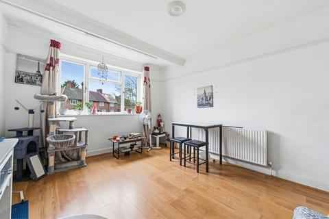 undefined, Central Gardens, Morden SM4