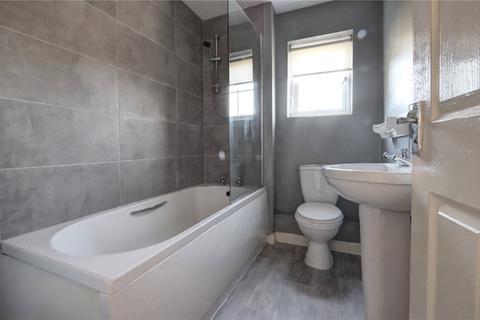 2 bedroom semi-detached house to rent, The Crescent, Houghton Le Spring DH4
