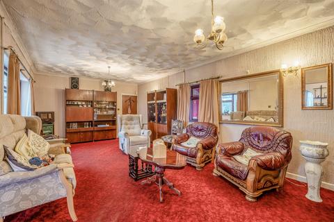 3 bedroom detached house for sale, The Greenlands, Magor, Caldicot, West End