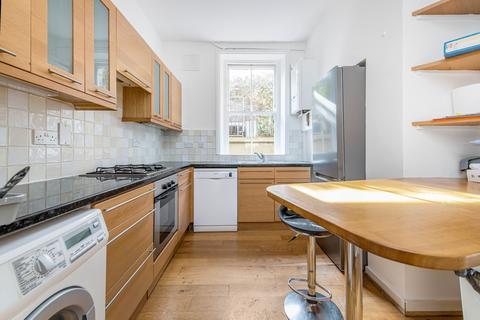 2 bedroom flat to rent, Fulham Road, London, SW6
