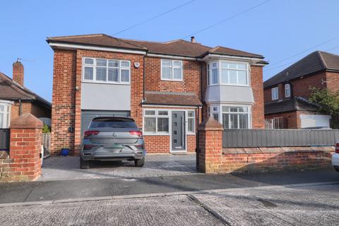 4 bedroom detached house for sale, Oxbridge Avenue, Grangefield