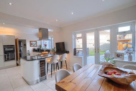 4 bedroom detached house for sale, Oxbridge Avenue, Grangefield