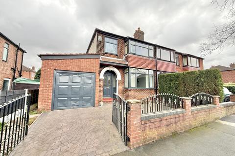 3 bedroom semi-detached house for sale, Foxhall Road Denton, Denton