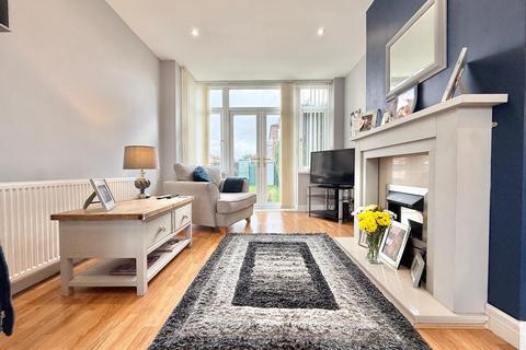 3 bedroom semi-detached house for sale, Foxhall Road Denton, Denton