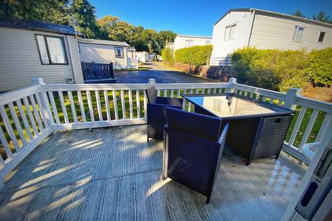 3 bedroom park home for sale, Shorefield Road, Shorefield Country Park, Downton