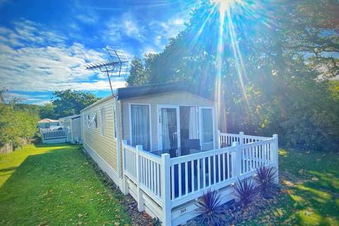 3 bedroom park home for sale, Shorefield Road, Shorefield Country Park, Downton