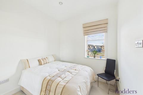 2 bedroom apartment for sale, Pretoria Road, Chertsey, Surrey, KT16