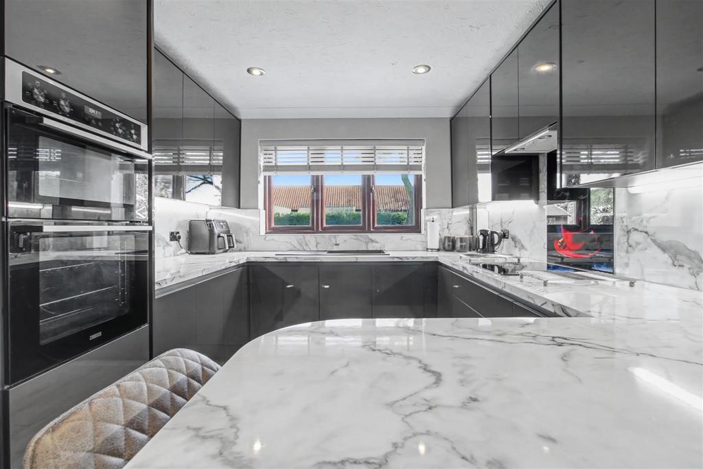Kitchenb