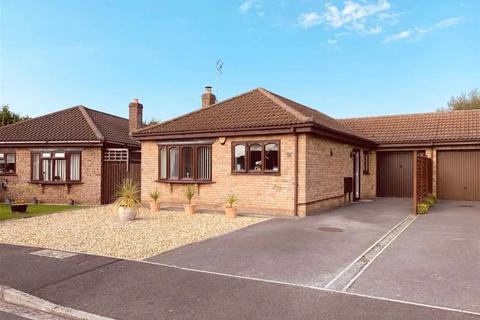 3 bedroom bungalow for sale - Conway Crescent, Burnham-on-Sea, Somerset, TA8